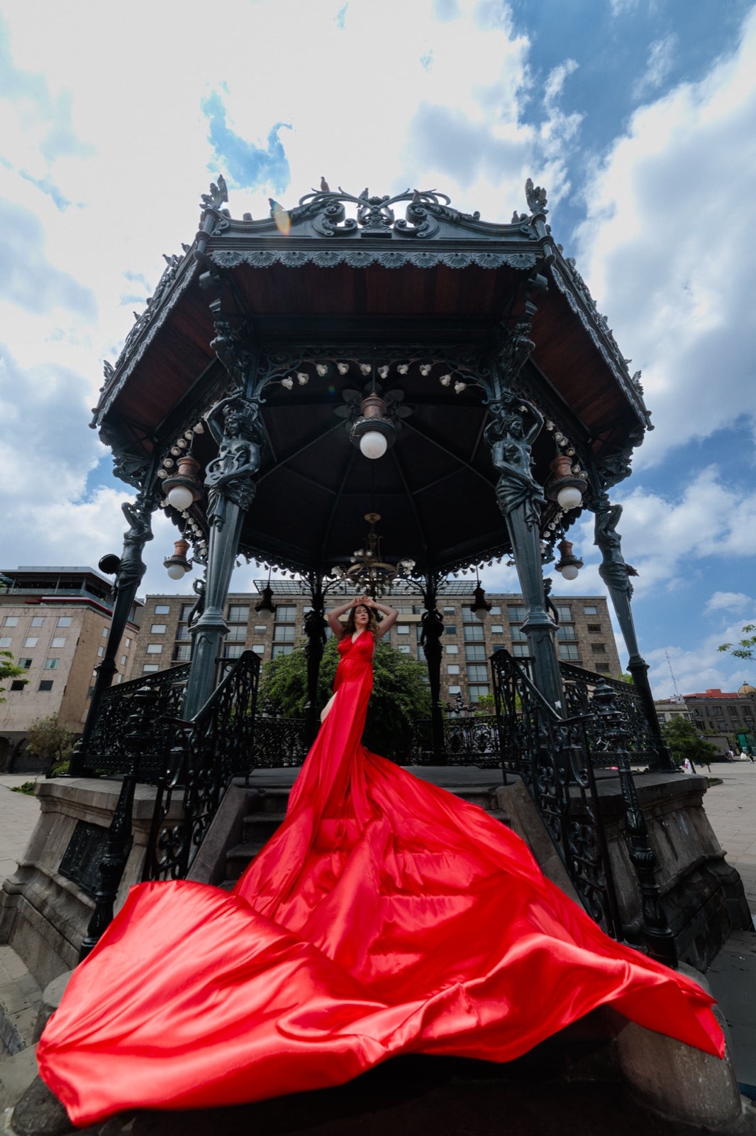 Flying Dress en Quiosco Francés Guadalajara