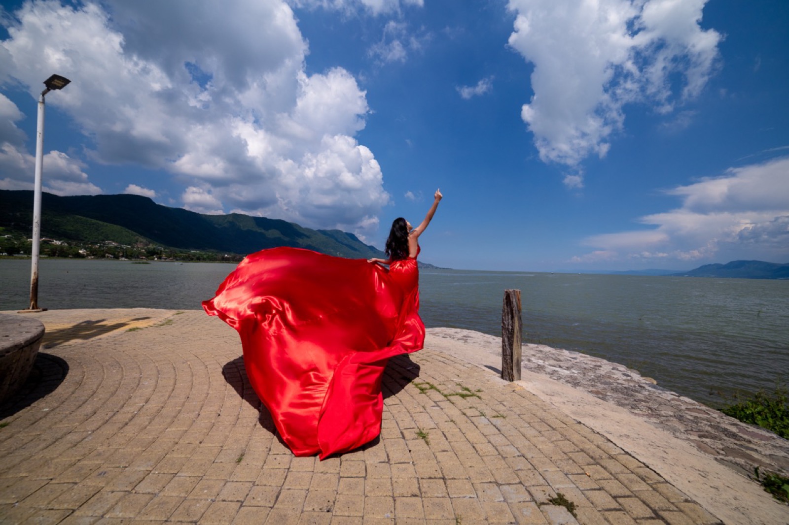 Retrato Editorial Flying Dress